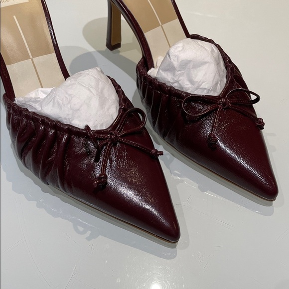 *NEW* Dolce Vita Kairi Cranberry Crinkle Patent Sandal Heels - Picture 5 of 13